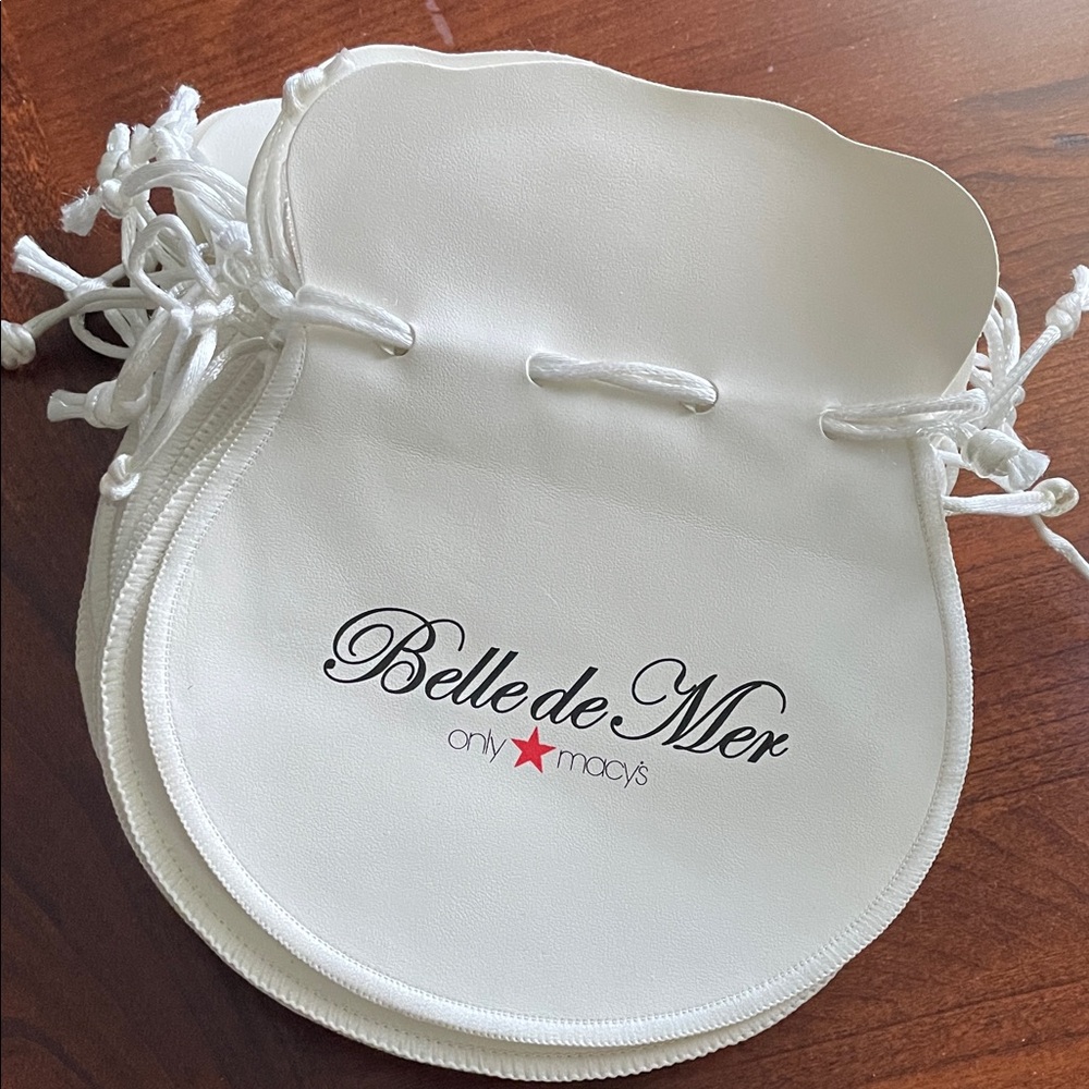 Belle de Mer White Jewelry Pouch Set 15big+3small